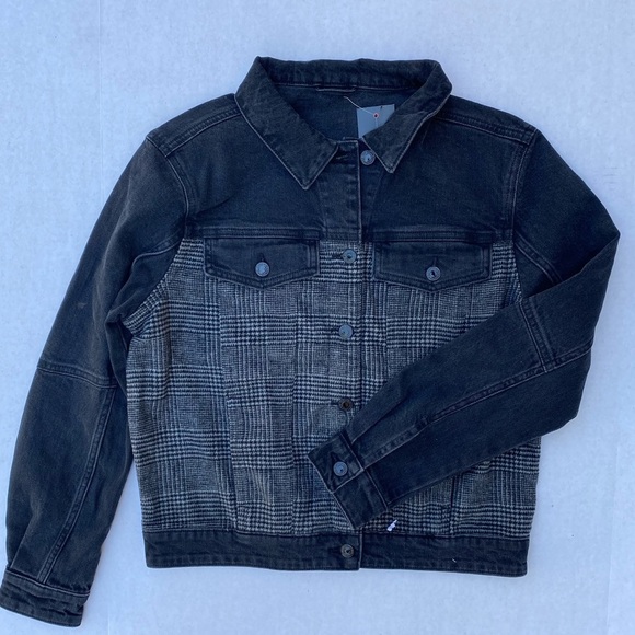 New GUESS Women's Denim Jacket SZ M - Picture 1 of 6